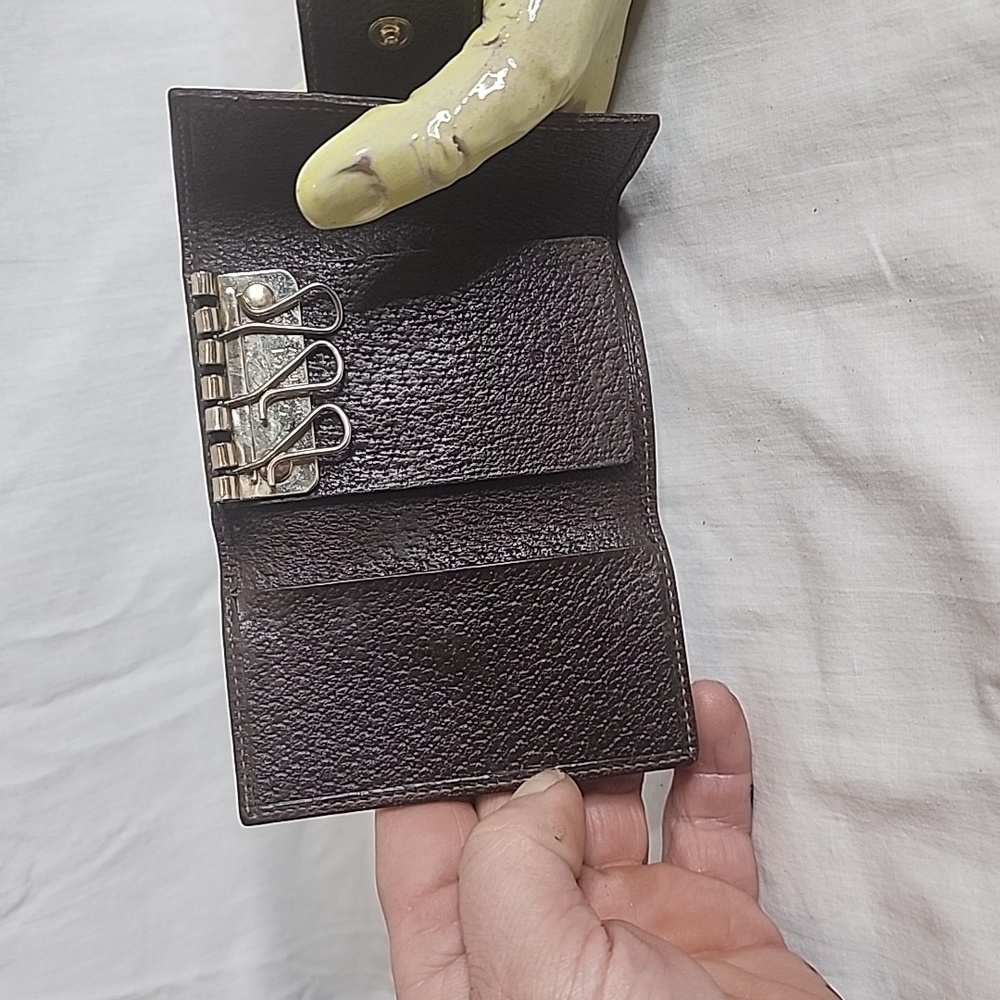 GUCCI Abbey GG Logo Canvas 6 Ring Key Case - Picture 7 of 9